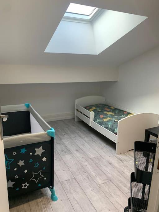 Maison Familiale Centre Dijon Villa ภายนอก รูปภาพ