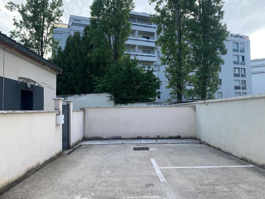Maison Familiale Centre Dijon Villa ภายนอก รูปภาพ