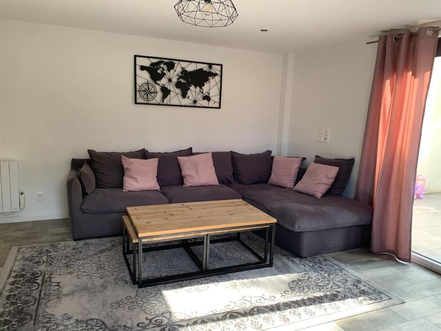 Maison Familiale Centre Dijon Villa ภายนอก รูปภาพ